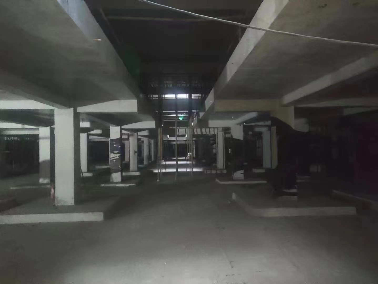 东丽山东又一个上海博普LOFT车库拔地而起